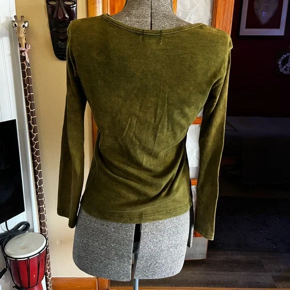 Kathmandu imports long sleeved Sz L - Picture 2 of 6